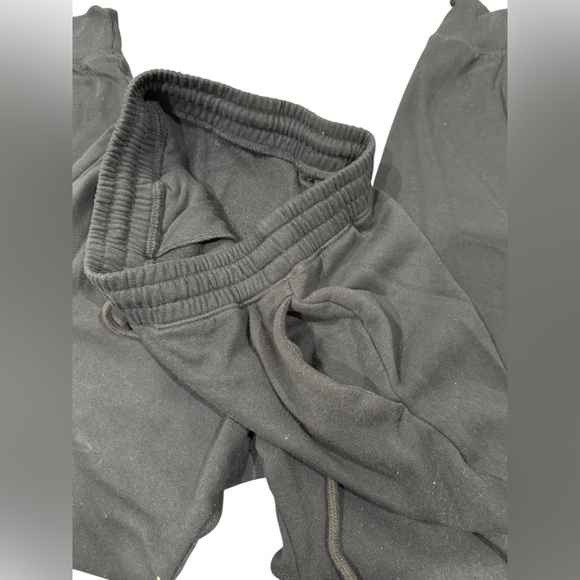 Hollister Black Ultra High-Rise Sweatpants‎ - Picture 6 of 8
